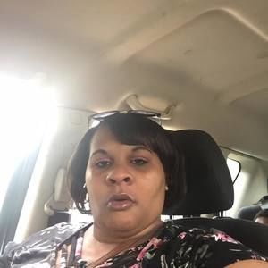 Meet your Posher, Annie